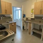Maison Individuelle Avec Terrasse Et Parking