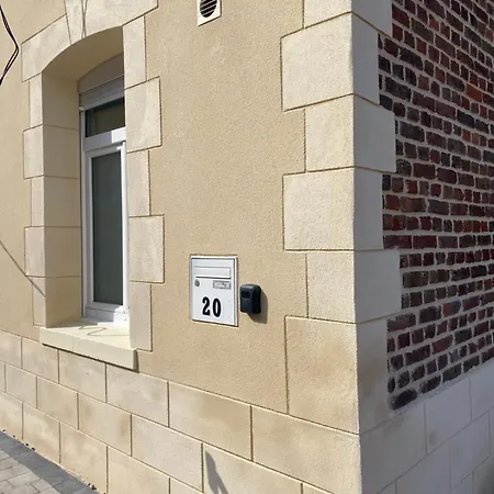 Maison Individuelle Avec Terrasse Et Parking * Sains-les-Marquion